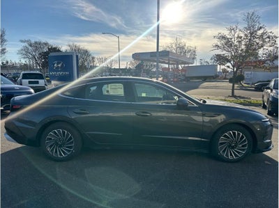 2026 Hyundai Sonata HEV SEL