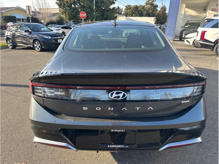 2026 Hyundai Sonata HEV SEL