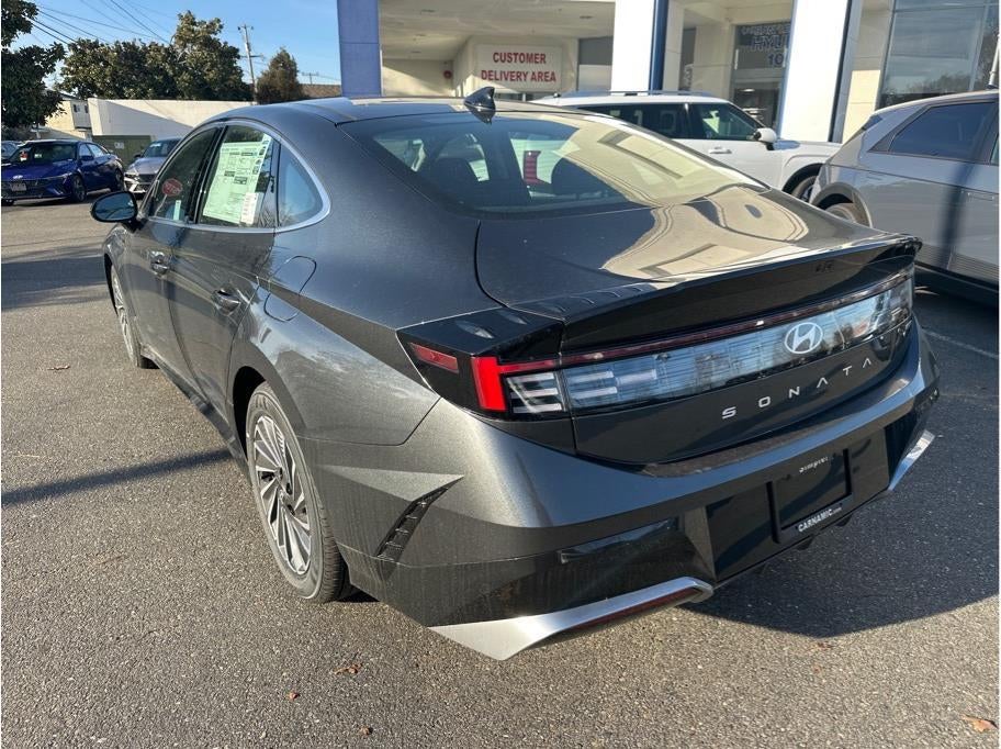 2026 Hyundai Sonata HEV SEL