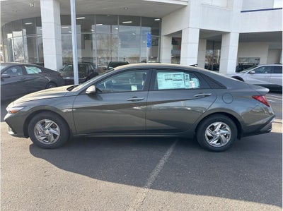 2026 Hyundai Elantra SE