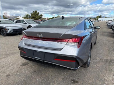 2026 Hyundai Elantra SE
