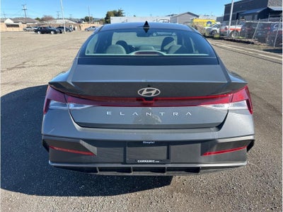 2026 Hyundai Elantra SE