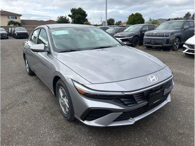 2026 Hyundai Elantra SE