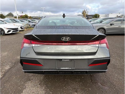 2026 Hyundai Elantra SE