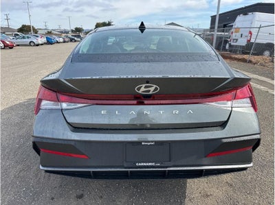 2026 Hyundai Elantra SE