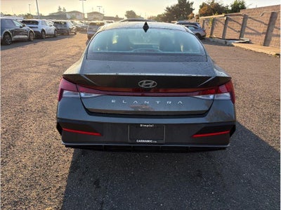 2026 Hyundai Elantra SE