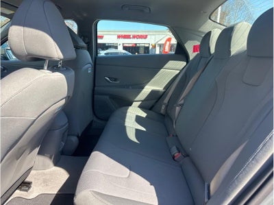 2026 Hyundai Elantra SE