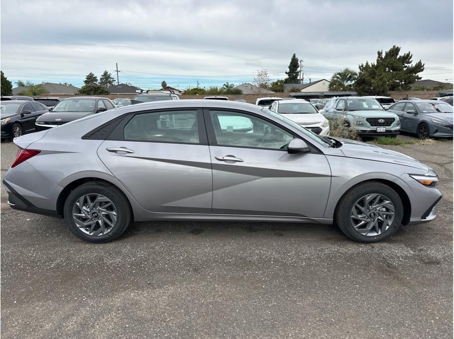 2026 Hyundai Elantra HEV Blue