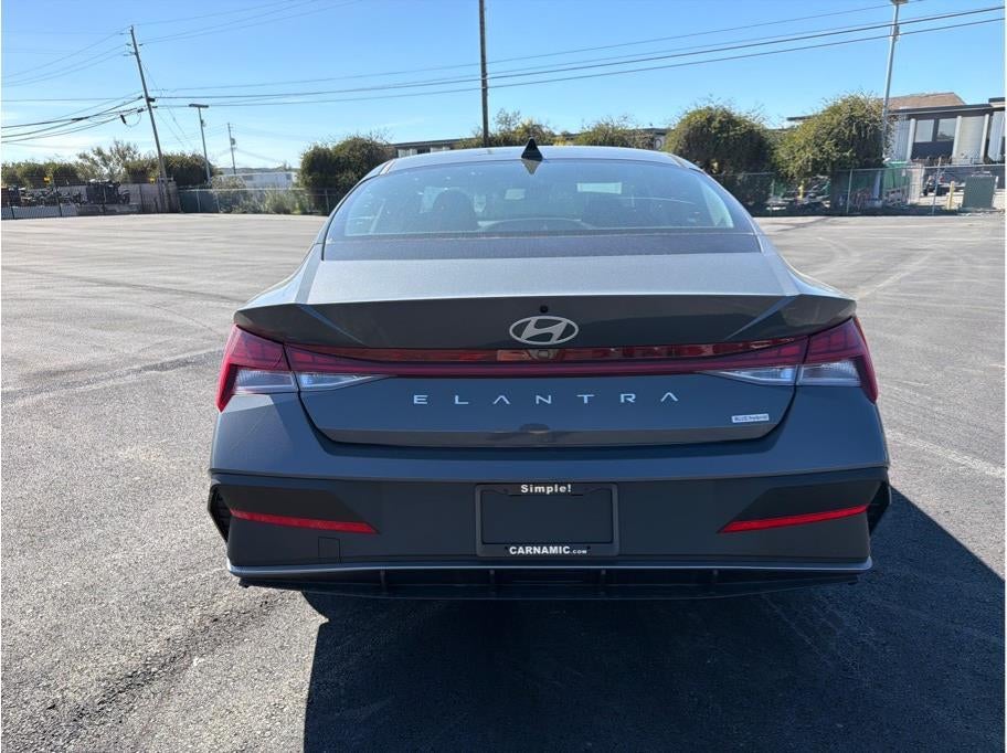 2026 Hyundai Elantra HEV Blue