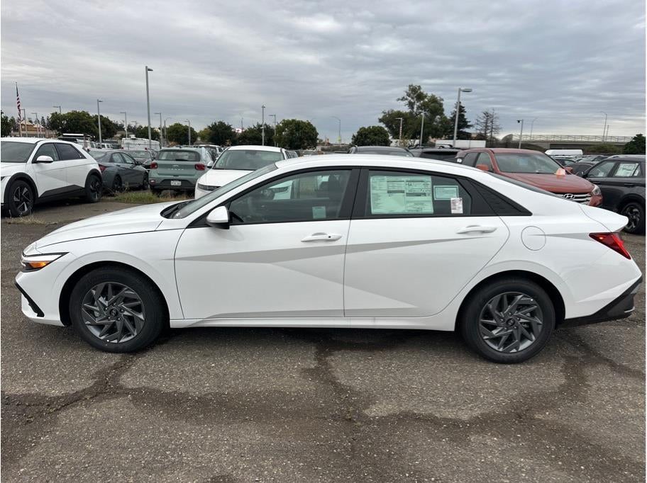 2026 Hyundai Elantra HEV Blue