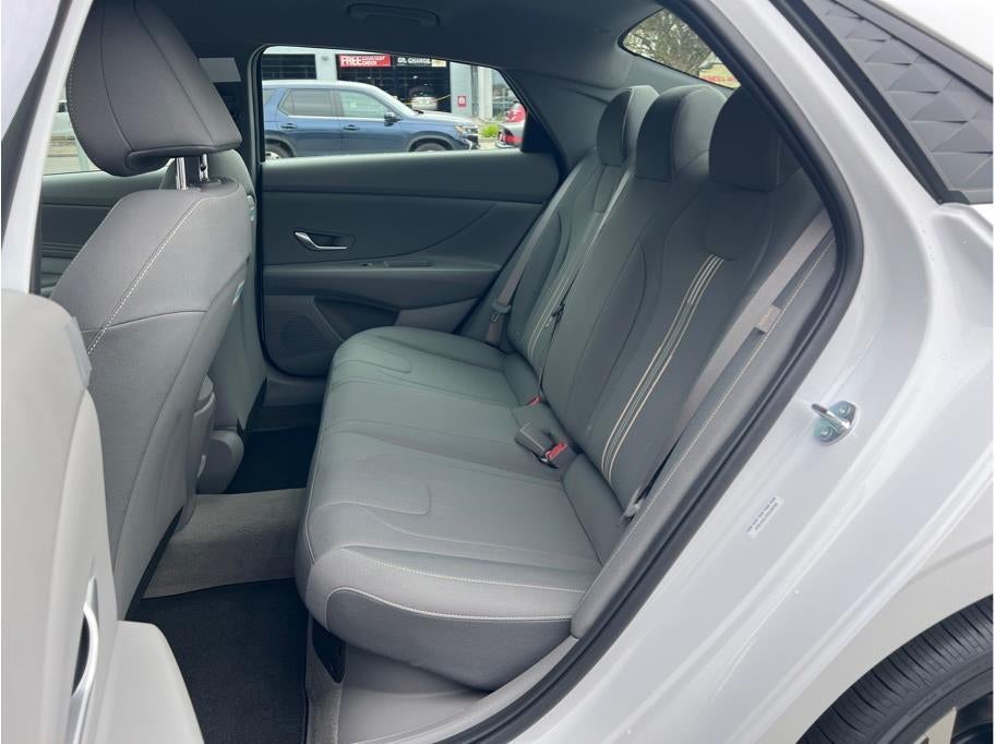 2025 Hyundai Elantra HEV SEL Sport