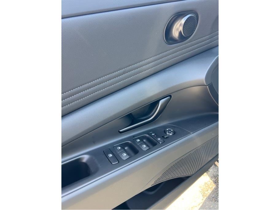 2025 Hyundai Elantra HEV SEL Sport