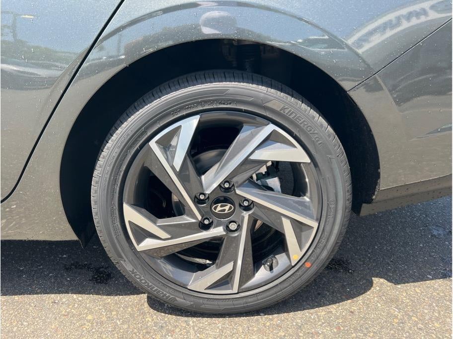 2025 Hyundai Elantra HEV SEL Sport