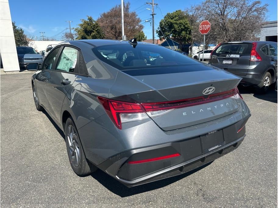 2026 Hyundai Elantra HEV Blue