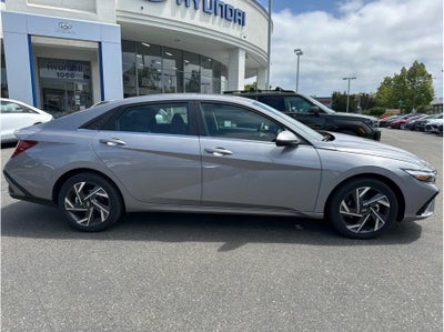 2025 Hyundai Elantra HEV Limited