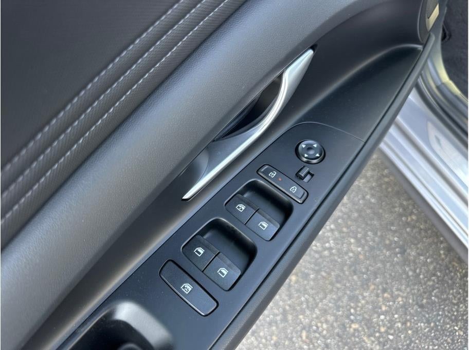 2025 Hyundai Elantra HEV Limited