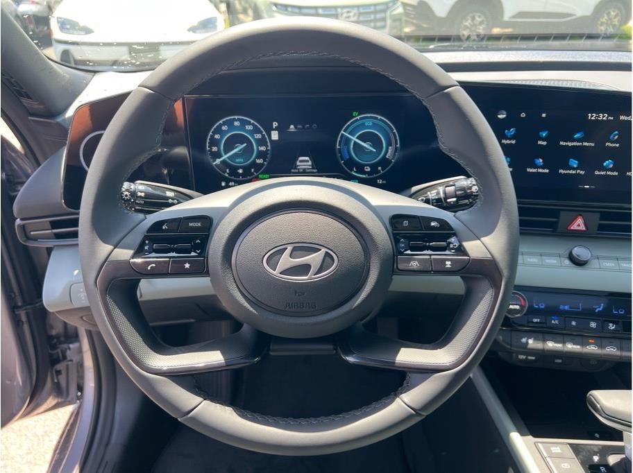 2025 Hyundai Elantra HEV Limited