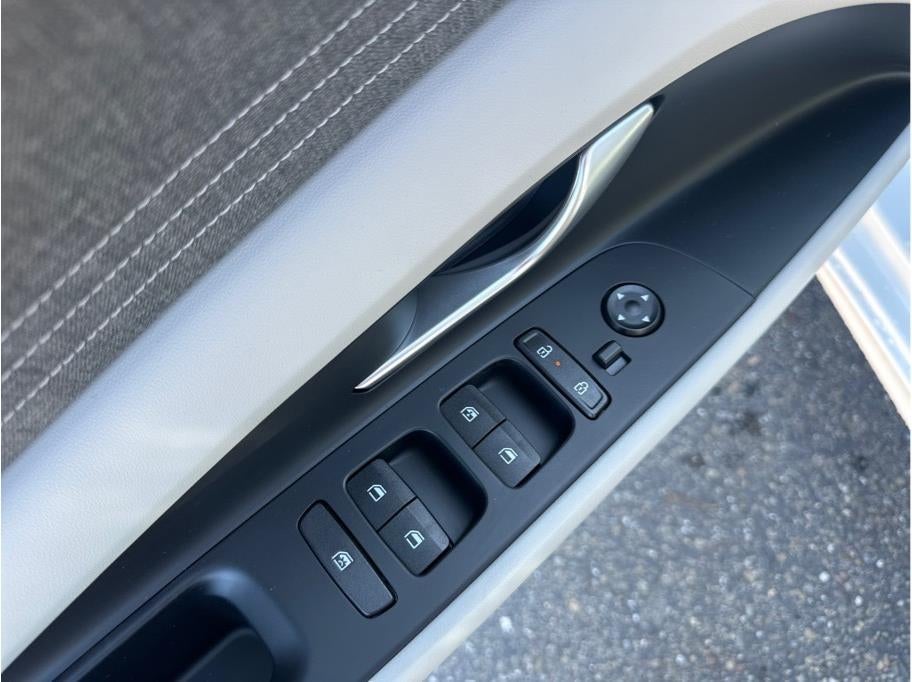 2026 Hyundai Elantra Limited Sedan 4D