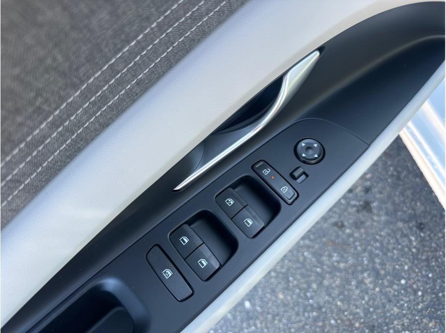 2026 Hyundai Elantra Limited Sedan 4D