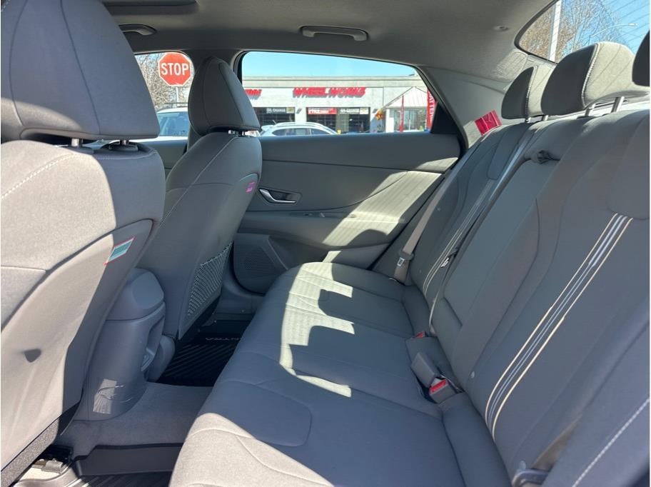 2026 Hyundai Elantra SEL Sport Premium