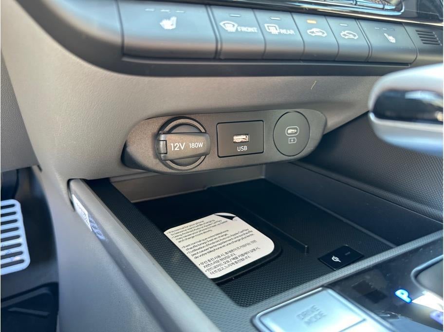 2026 Hyundai Elantra SEL Sport Premium Sedan 4D