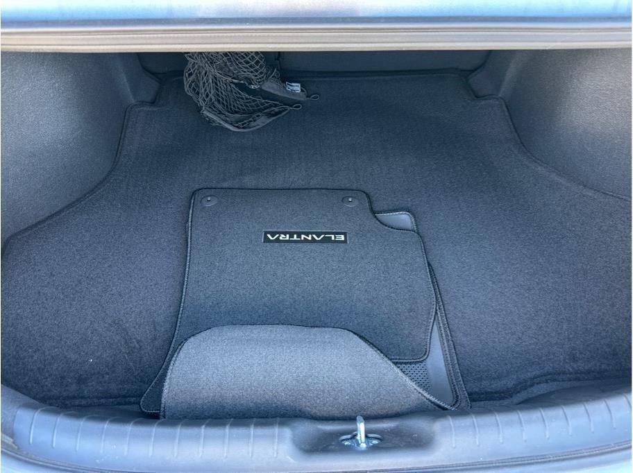 2026 Hyundai Elantra SEL Sport Premium Sedan 4D