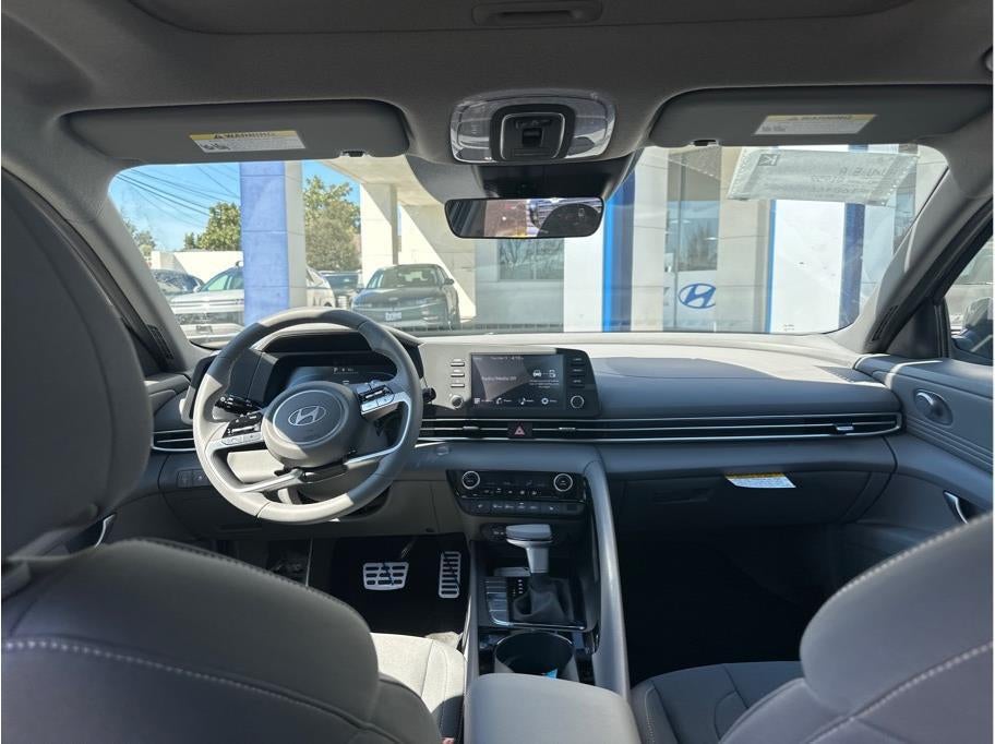 2026 Hyundai Elantra SEL Sport Premium Sedan 4D