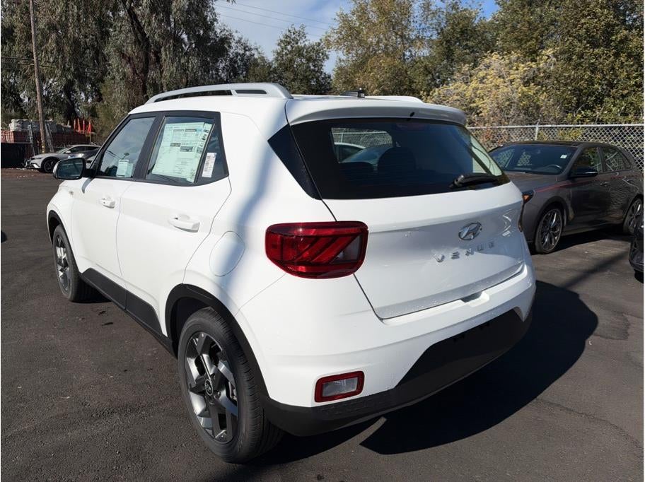 2026 Hyundai Venue SEL Sport Utility 4D