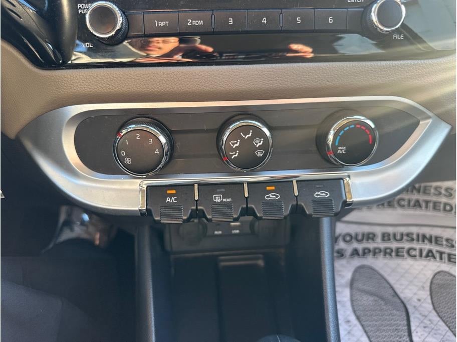 2017 Kia Rio EX Sedan 4D