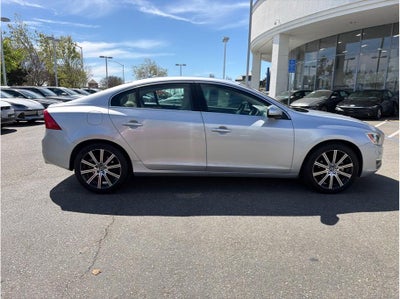 2018 Volvo S60 T5 Inscription Sedan 4D