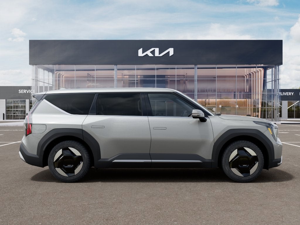 2026 Kia EV9 Light Long Range RWD