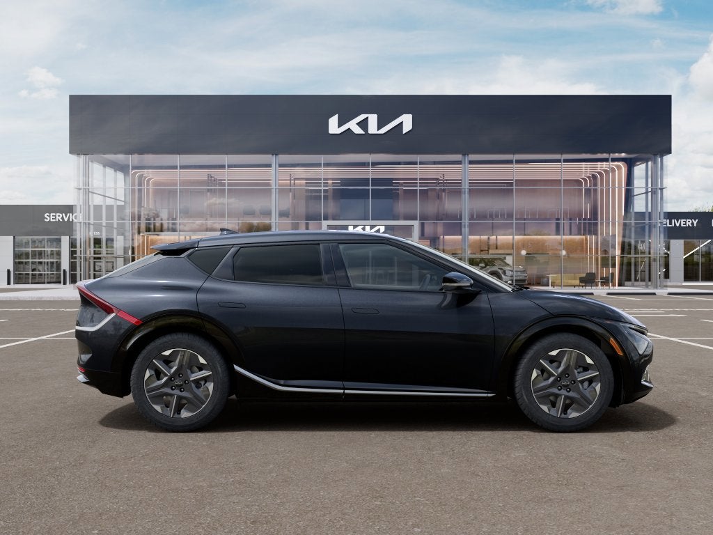 2026 Kia EV6 LIGHT LONG RANGE RWD