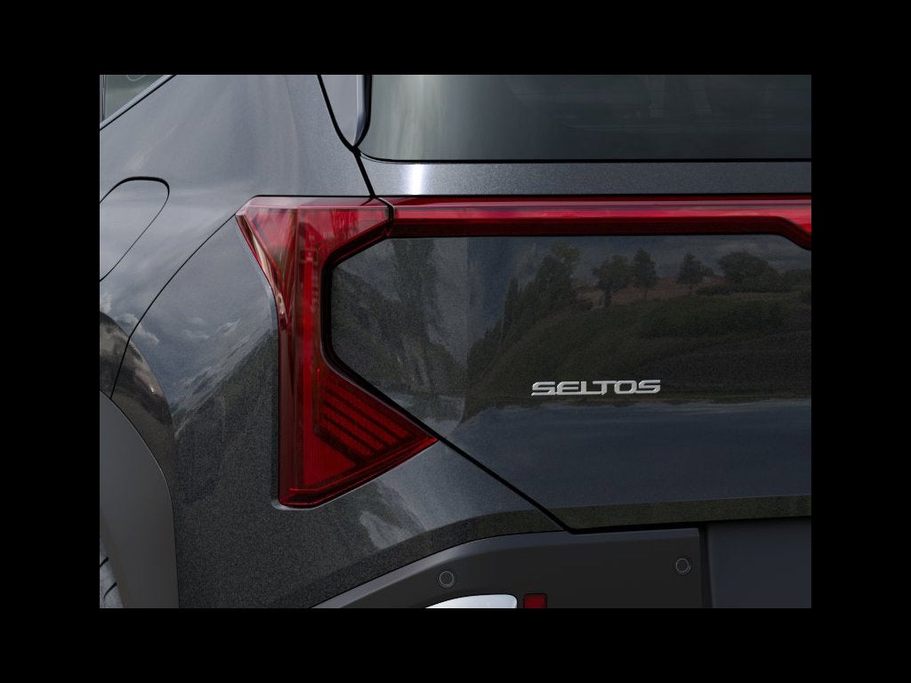2027 Kia Seltos EX FWD