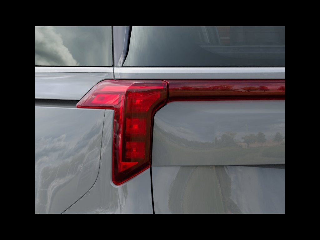 2027 Kia Carnival Hybrid LXS Van 4D