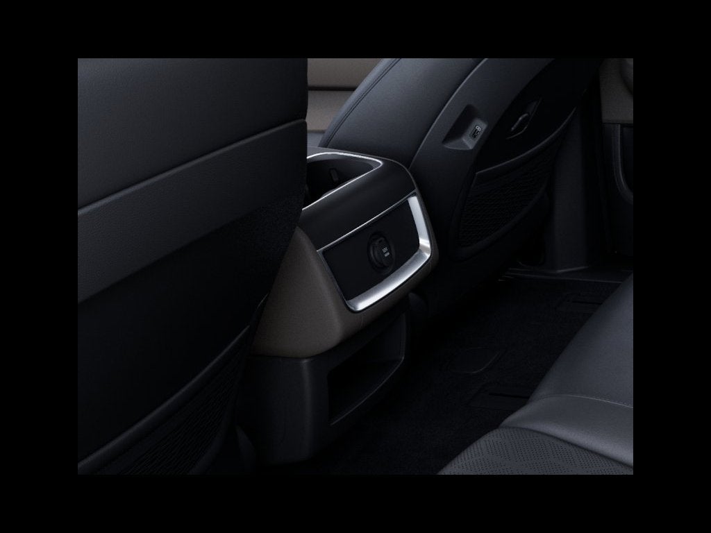 2027 Kia Carnival Hybrid LXS Van 4D